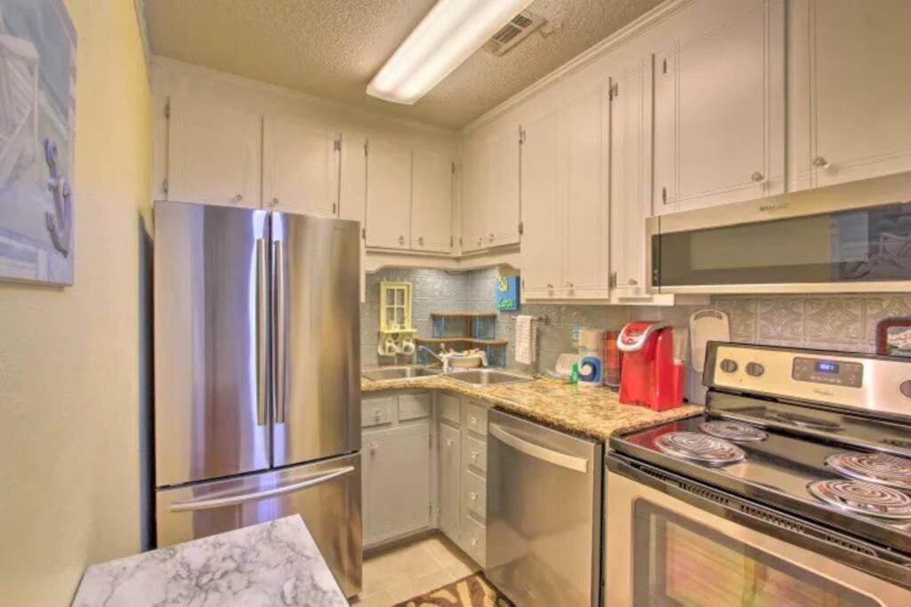 Cheerful 1-Bedroom Townhouse With Spacious Loft Panama City Beach Buitenkant foto
