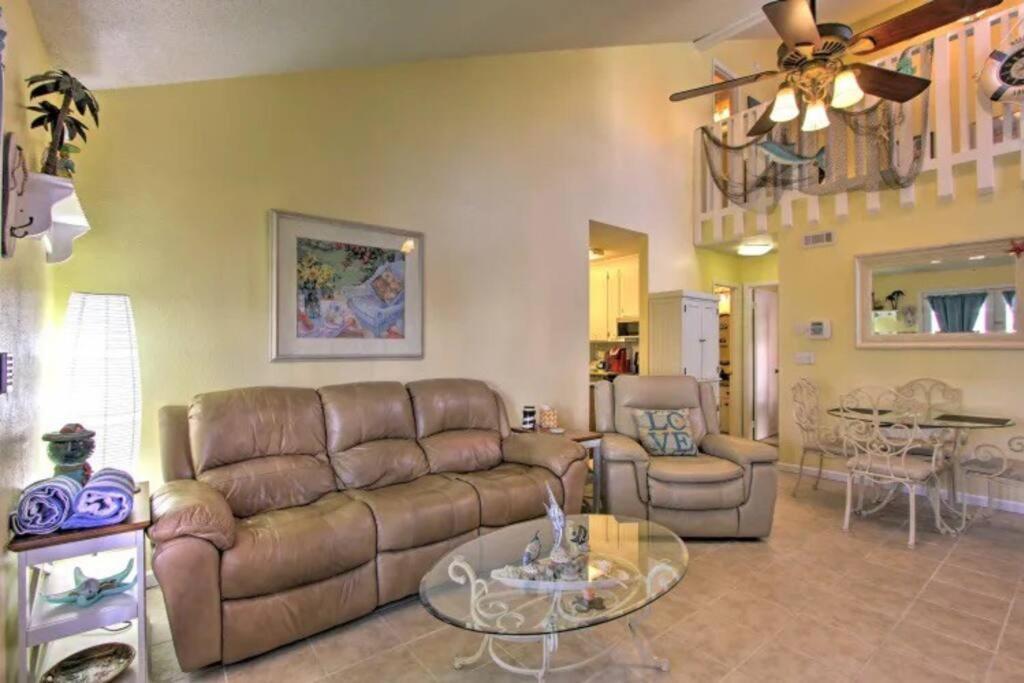 Cheerful 1-Bedroom Townhouse With Spacious Loft Panama City Beach Buitenkant foto